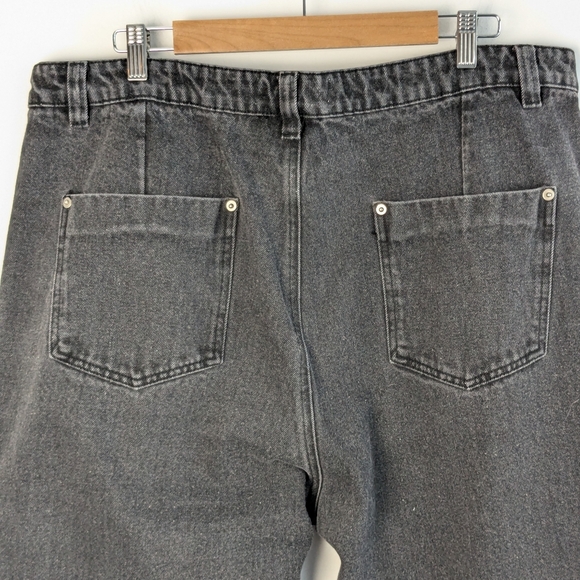 Roucha • Droit Denim Drawstring Jeans - Picture 5 of 10